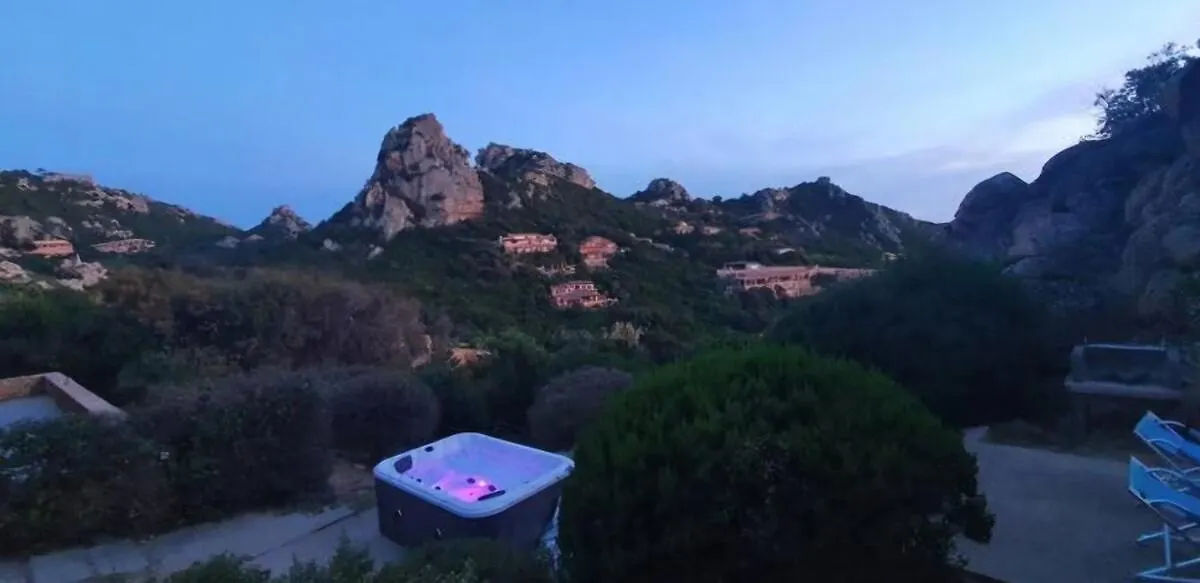 Roccette Aquazzurre Three-Family Villa With Jacuzzi Costa Paradiso 0*,
